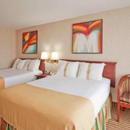 Habitación Holiday Inn NIAGARA FALLS - BY THE FALLS Fotos
