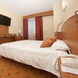 Kyriad- Tours Centre Tours