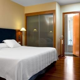 Room NH Barcelona Centro Fotos