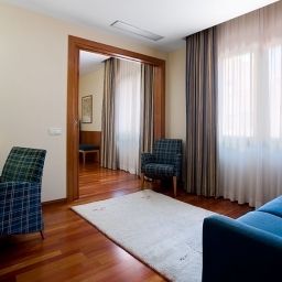 Room NH Barcelona Centro Fotos