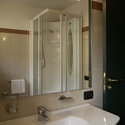 Camera da bagno Maugeri Grande Albergo Fotos