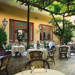 Зал для завтрака De La Ville Grand Hotel Fotos