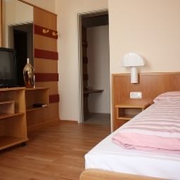 Das Reinisch Bed&Breakfast Airport Fotos