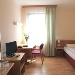 Habitación Das Reinisch Bed&Breakfast Airport Fotos
