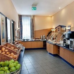 Buffet Holiday Inn Express DORTMUND Fotos