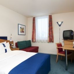 Habitación Holiday Inn Express DORTMUND Fotos
