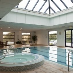 Бассейн JCT.9 Holiday Inn LUTON-SOUTH M1 Fotos