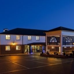 Vista exterior Holiday Inn Express CANTERBURY Fotos