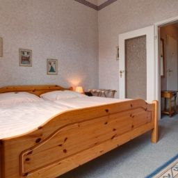  Rosenau Fotos