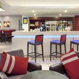 Bar Holiday Inn Express WARWICK - STRATFORD-UPON-AVON Fotos