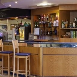 Bar Holiday Inn Express PERTH Fotos