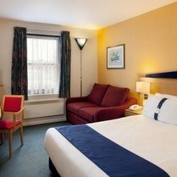 Room Holiday Inn Express PERTH Fotos