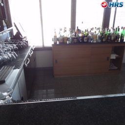 Bar Regency Cliff Fotos