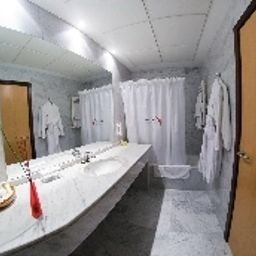 Salle de bains Husa Jardines de Albia Hotel & Spa Fotos