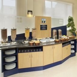 Buffet Holiday Inn Express ALICANTE Fotos