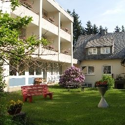 Außenansicht Kurpension Wölfel Nichtraucherhotel Fotos