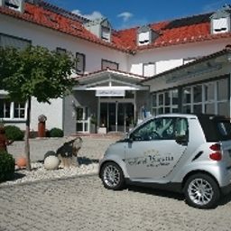 Außenansicht Bavaria Fotos