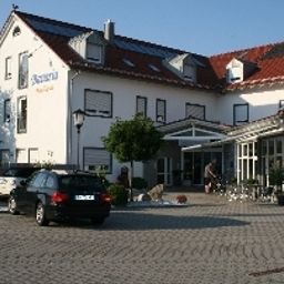 Außenansicht Bavaria Fotos