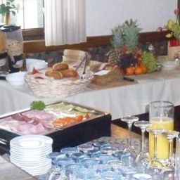 Buffet Laube Fotos