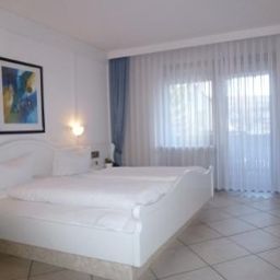 Zimmer mit Terrasse Laube Fotos