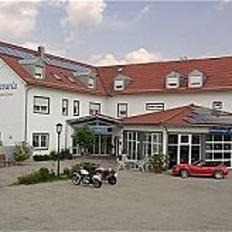 Außenansicht Bavaria Fotos