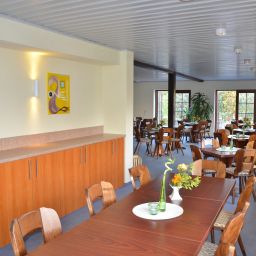 Breakfast room within restaurant Sonja Fotos