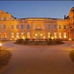 Exterior view Schloss Ziethen Groß-Ziethen Fotos
