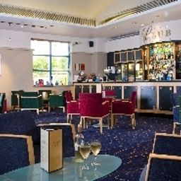 Bar Ramada Plaza London Gatwick Fotos