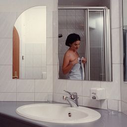Camera da bagno Maien Fotos