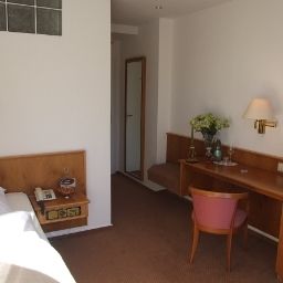  Waldhotel Fotos