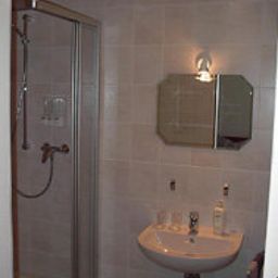 Bathroom Haus zum Gutenberg Garni Fotos