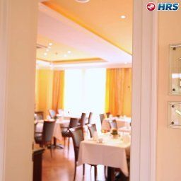 Salle du petit-déjeuner située dans le restaurant Villa Geyerswörth Fotos