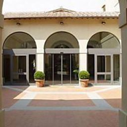 Terraza UNA Hotel Poggio dei Medici Golf & Resort Fotos