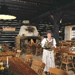 Salle du petit-déjeuner située dans le restaurant Schloss Diedersdorf Fotos