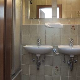 Salle de bains Landgasthof Röfleuten Fotos