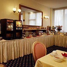 Sala colazione nel ristorante Alga Fotos