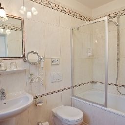 Badezimmer Deutsche Eiche Landgasthof Fotos