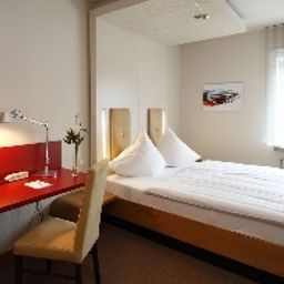  Global Inn Fotos