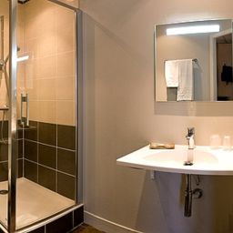 Badezimmer Logis de France restaurant le tast’vin Fotos