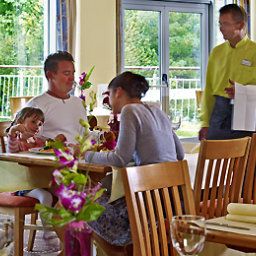 Sala colazione nel ristorante Hotel Mercure Karpacz Resort (previously Mercure Karpacz Skalny) Fotos