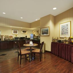 Restaurant BEST WESTERN PLUS Roundhouse Suites Fotos