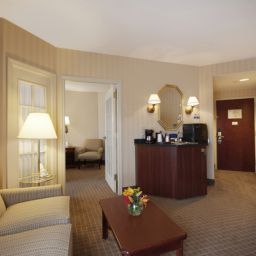 Zimmer BEST WESTERN PLUS Roundhouse Suites Fotos