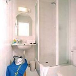 Bathroom Roi Soleil Fotos
