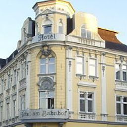 Vista exterior Hotel am Bahnhof Fotos