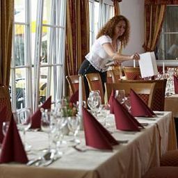 Restaurant Herbst Familienhotel Fotos