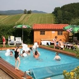 Pool Zur Ohe Familotel Landhaus Fotos