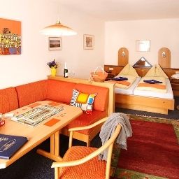 Chambre pour voyageurs d'affaires Barry Memle Direkt am See Fotos
