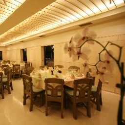 Restaurant Tornácos Panzió Fotos