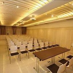 Conference room Tornácos Panzió Fotos
