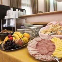 Buffet Emmaus Fotos